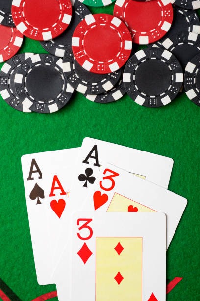 oritogel Shio Game live dealer table on mobile phone